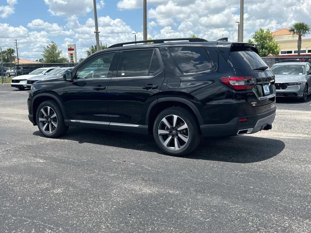 new 2025 Honda Pilot car, priced at $52,770