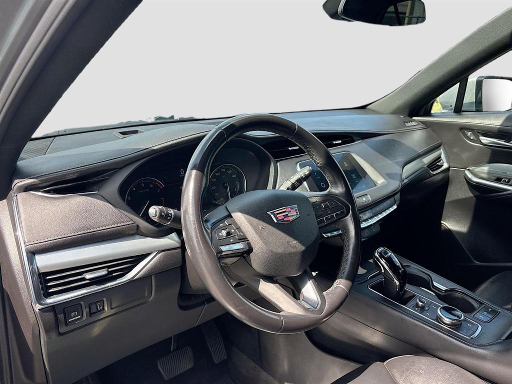 used 2023 Cadillac XT4 car, priced at $22,995