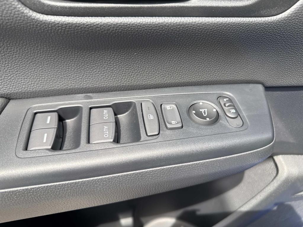 new 2025 Honda CR-V Hybrid car, priced at $36,500