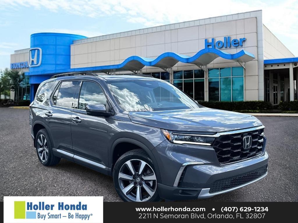 used 2025 Honda Pilot car, priced at $44,494