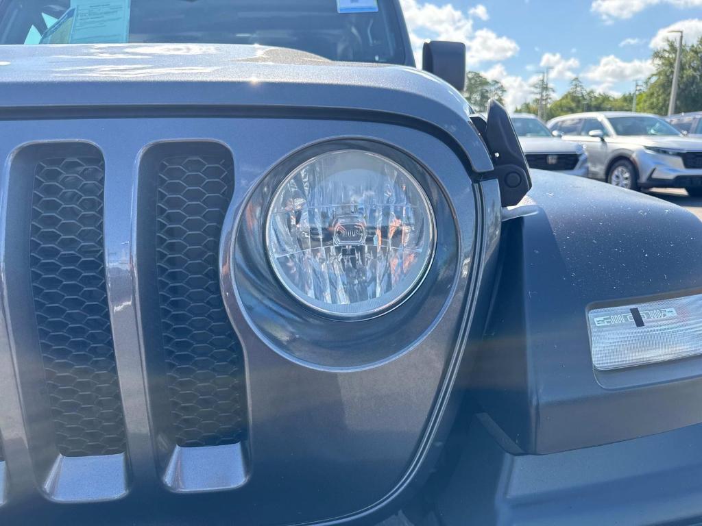 used 2021 Jeep Wrangler car, priced at $22,995