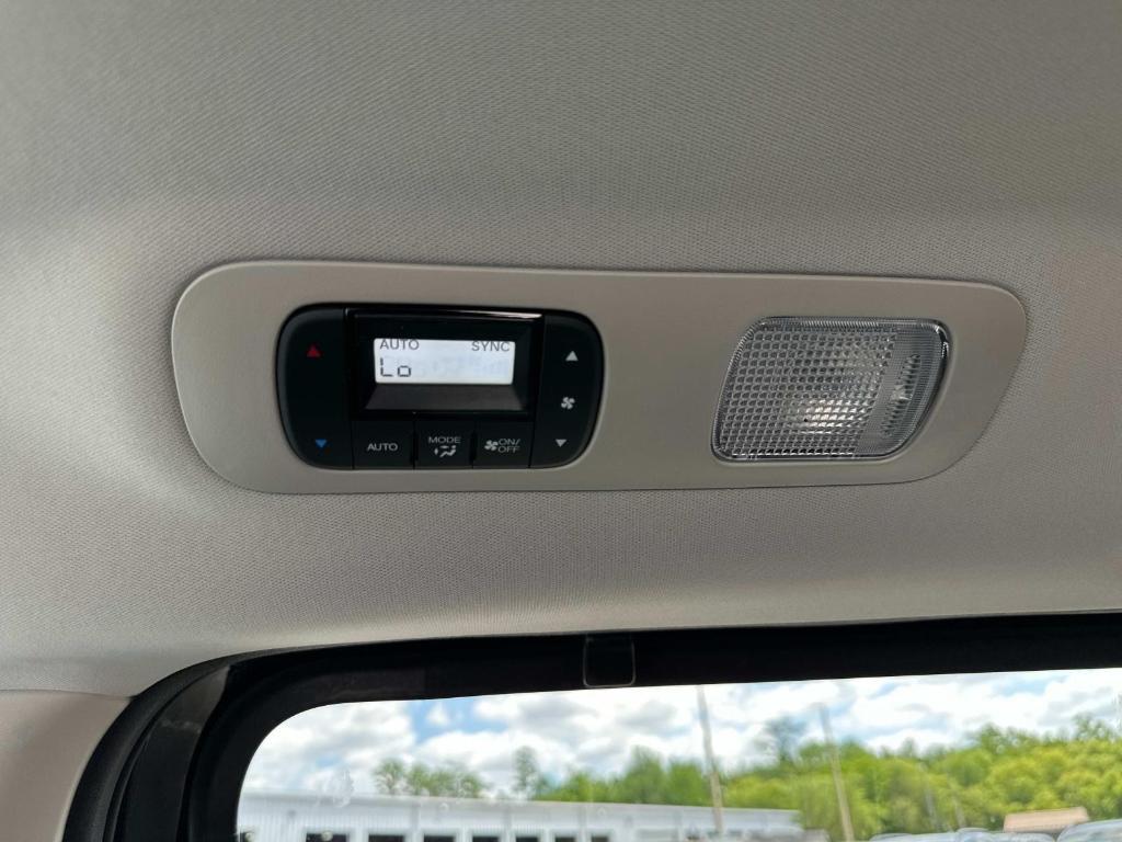 new 2025 Honda Odyssey car, priced at $44,265