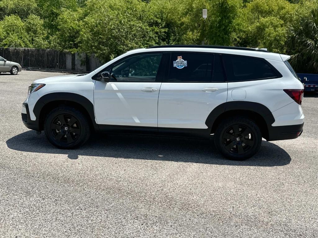 used 2022 Honda Pilot car, priced at $32,795