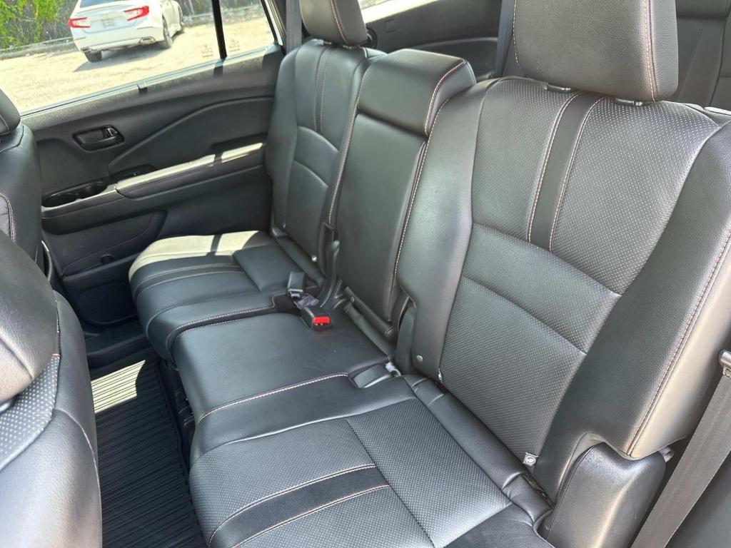 used 2022 Honda Pilot car, priced at $32,795