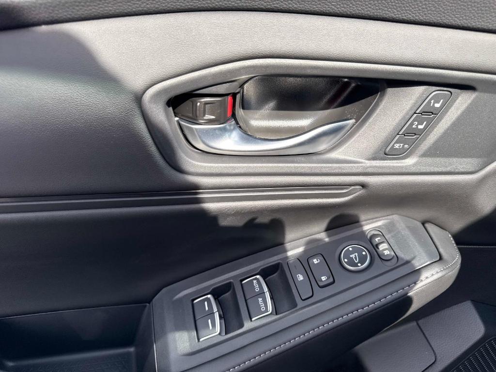 new 2025 Honda Accord Hybrid car, priced at $37,025