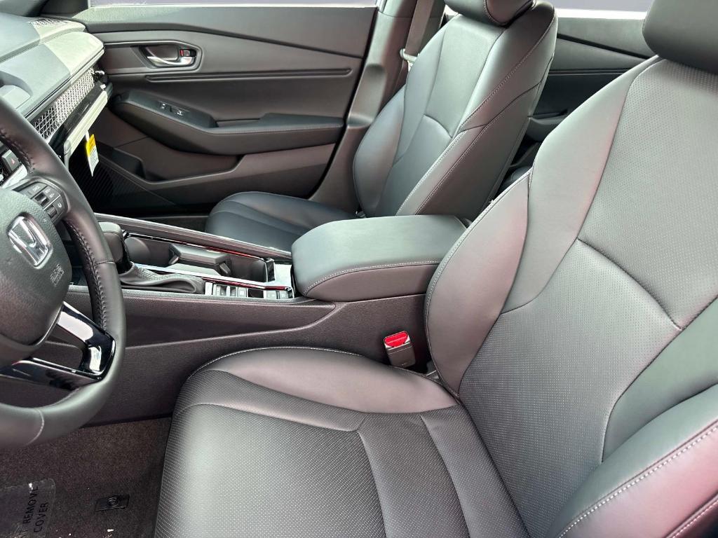new 2025 Honda Accord Hybrid car, priced at $37,025