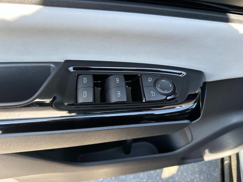 new 2025 Honda Prologue car, priced at $49,105