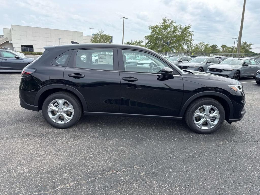 new 2025 Honda HR-V car, priced at $26,795