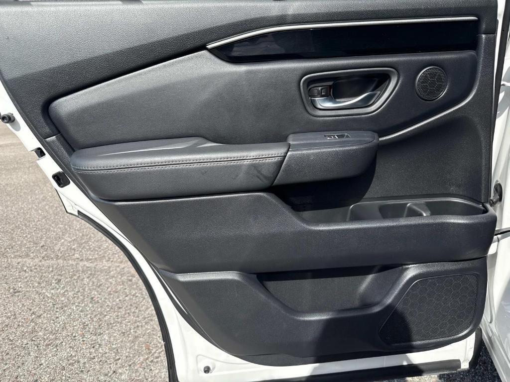 used 2023 Honda Pilot car, priced at $33,995