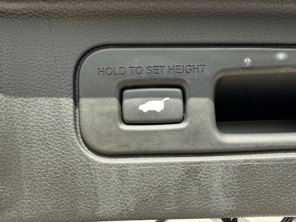 used 2023 Honda Pilot car, priced at $33,995