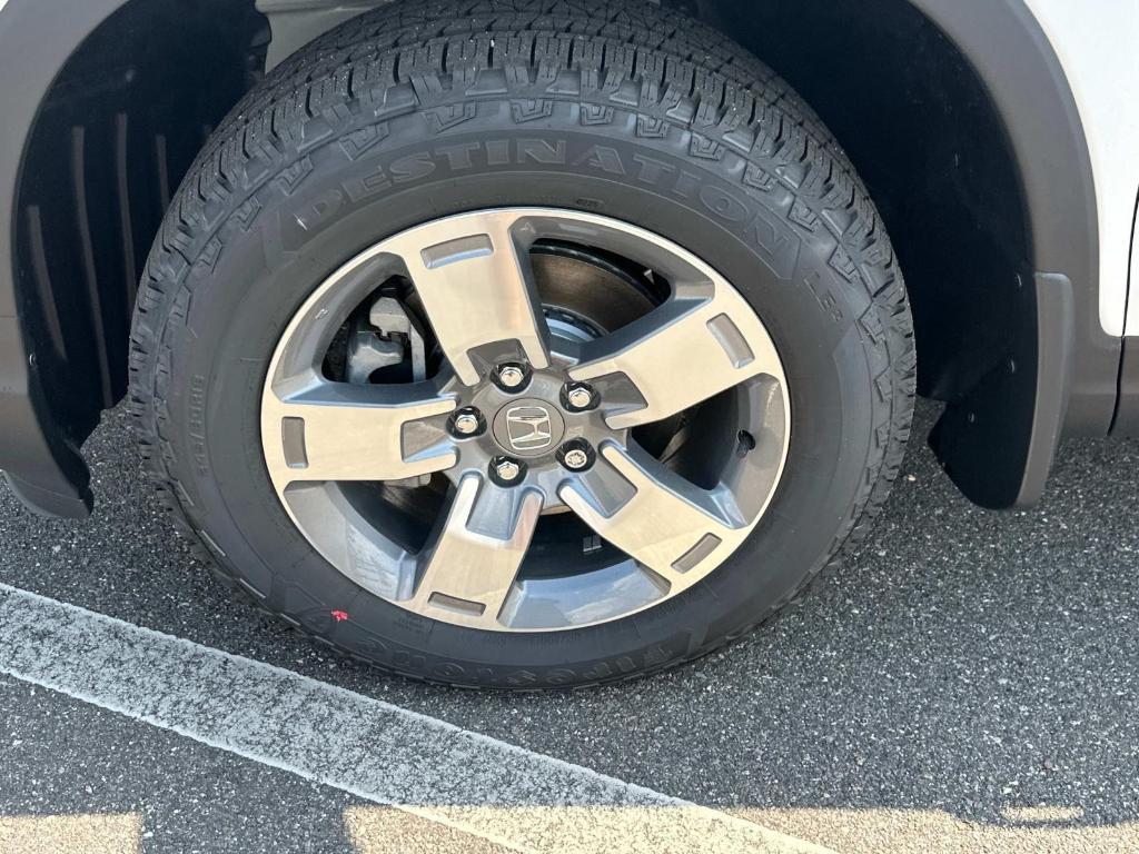 new 2025 Honda Ridgeline car, priced at $45,385