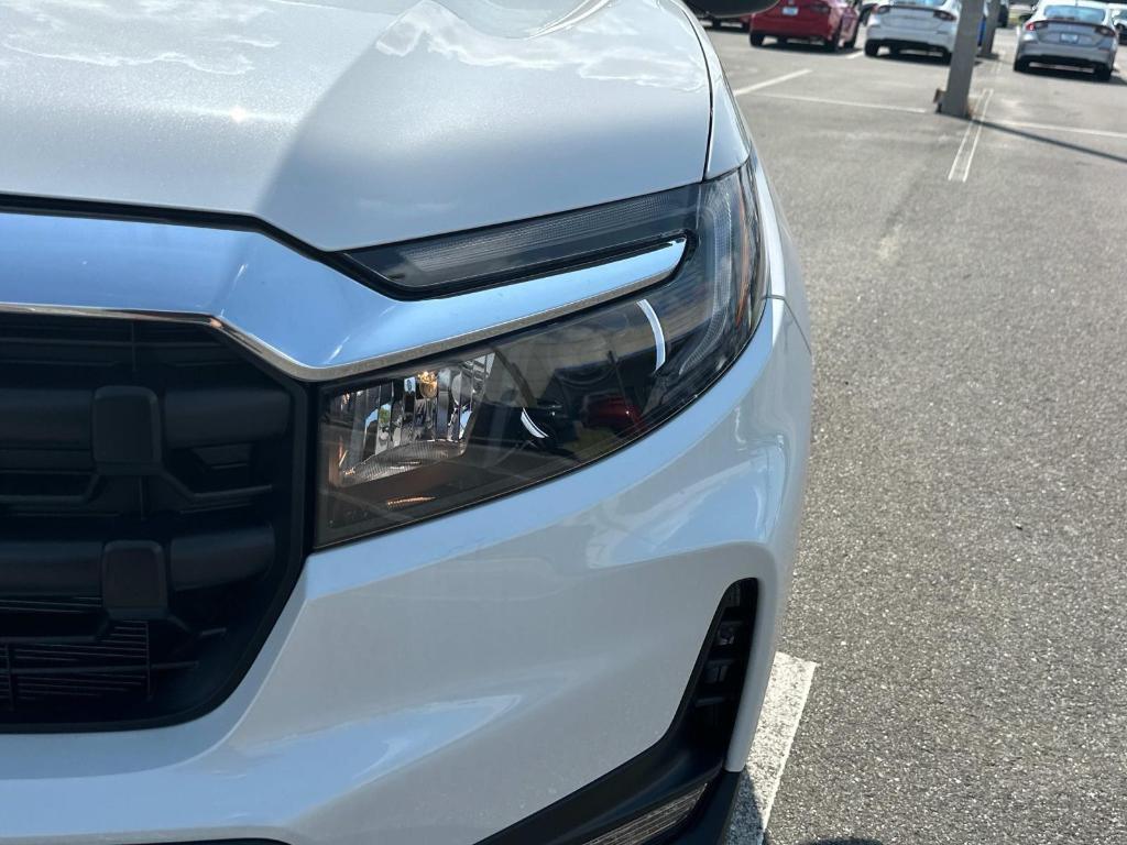 new 2025 Honda Ridgeline car, priced at $45,385