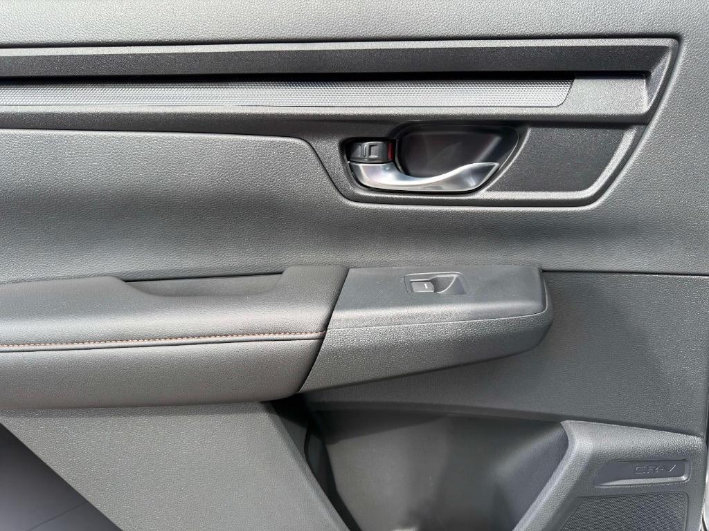 new 2026 Honda CR-V Hybrid car, priced at $37,080