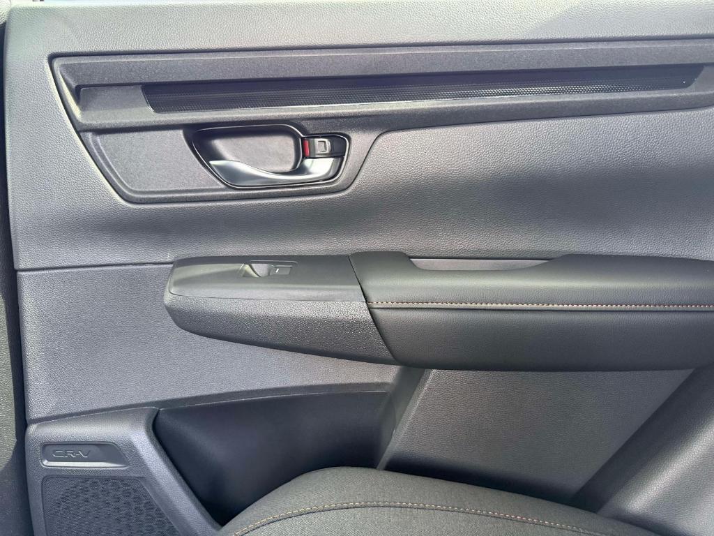 new 2026 Honda CR-V Hybrid car, priced at $37,080