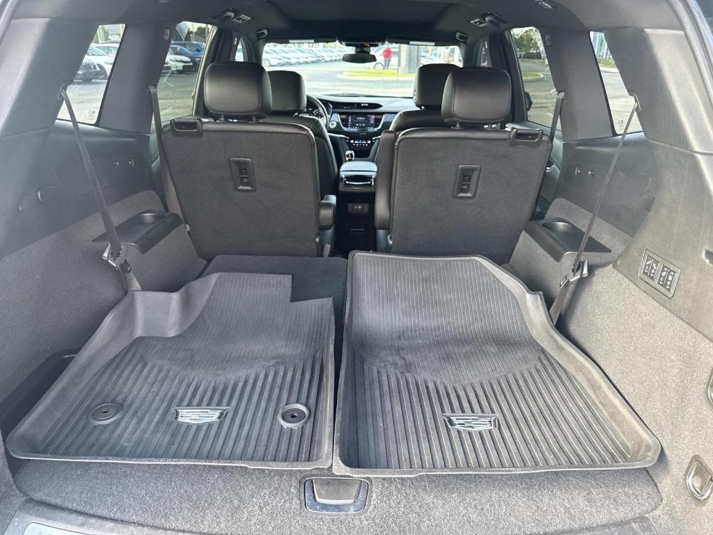 used 2021 Cadillac XT6 car, priced at $29,995