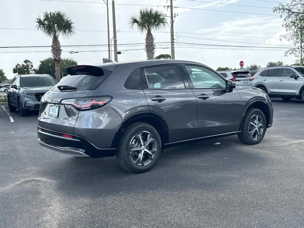 new 2025 Honda HR-V car, priced at $30,895