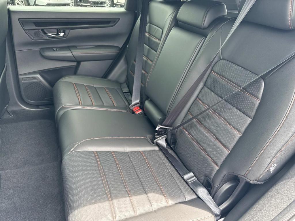 new 2025 Honda CR-V Hybrid car, priced at $41,000