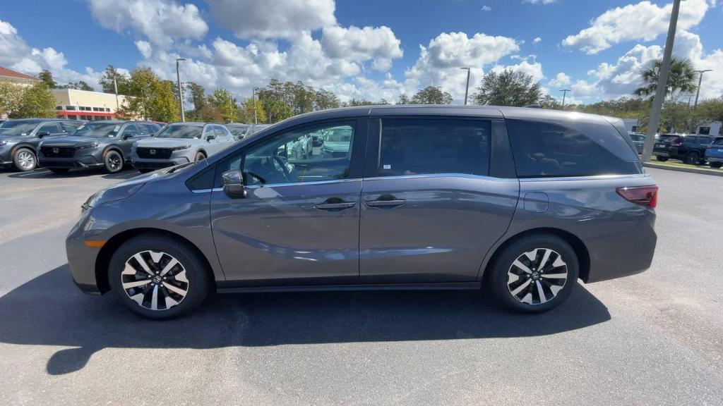 new 2025 Honda Odyssey car, priced at $43,670