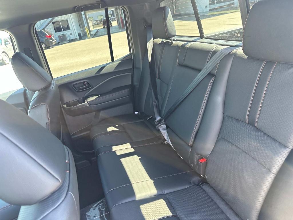 new 2025 Honda Ridgeline car, priced at $46,085