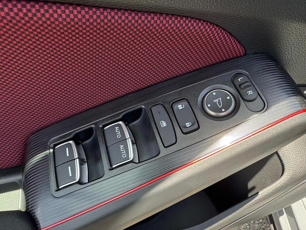 new 2025 Honda Civic Si car, priced at $33,350