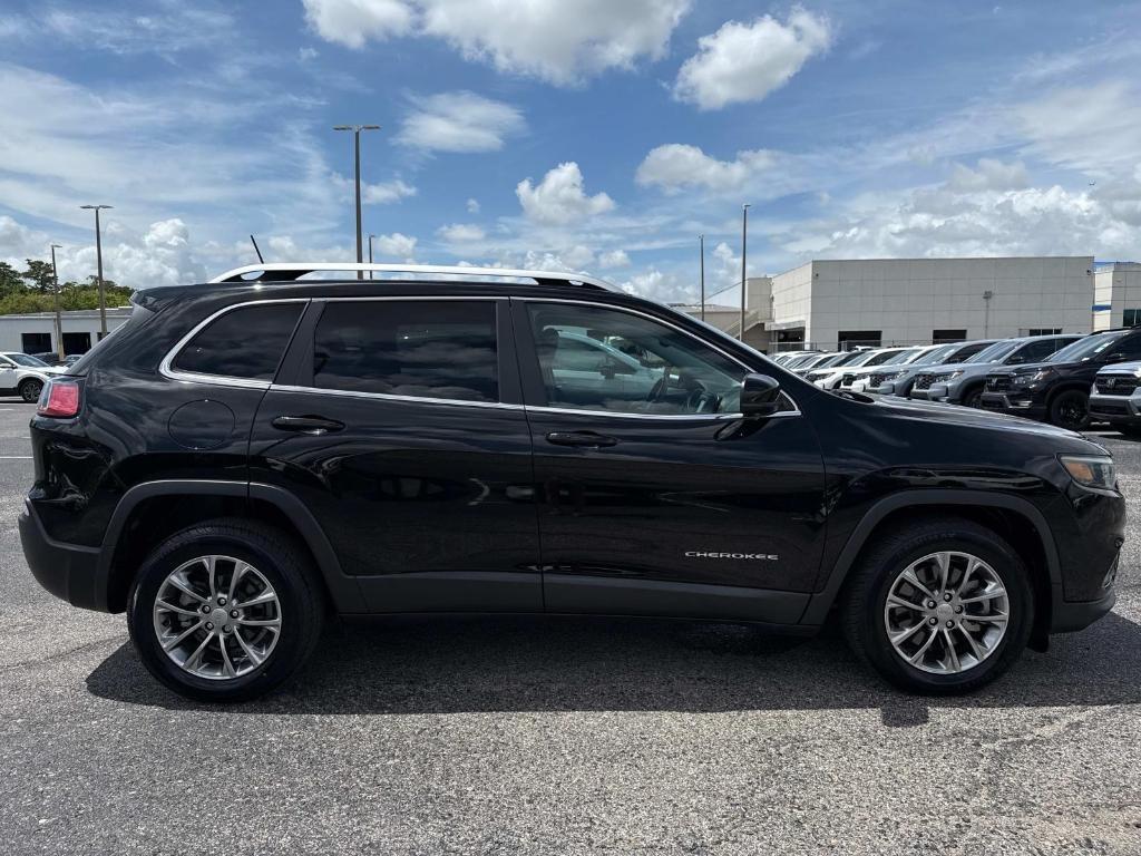 used 2021 Jeep Cherokee car, priced at $20,595