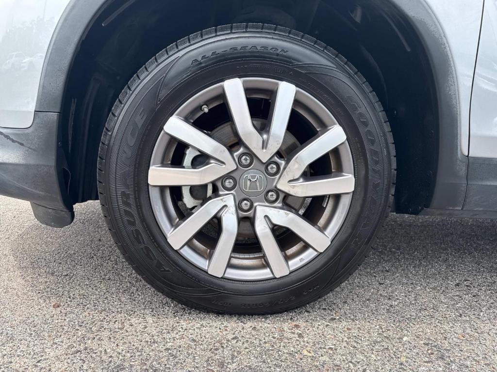 used 2021 Honda Pilot car, priced at $24,995