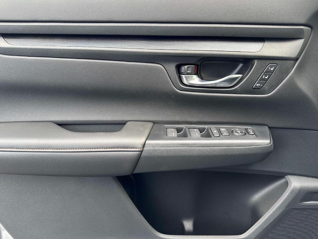 new 2026 Honda CR-V Hybrid car, priced at $40,630