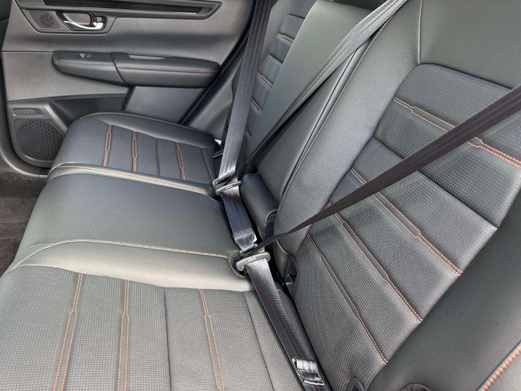 new 2026 Honda CR-V Hybrid car, priced at $40,175