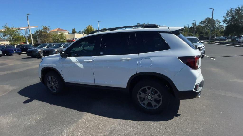 new 2025 Honda Passport car, priced at $46,850