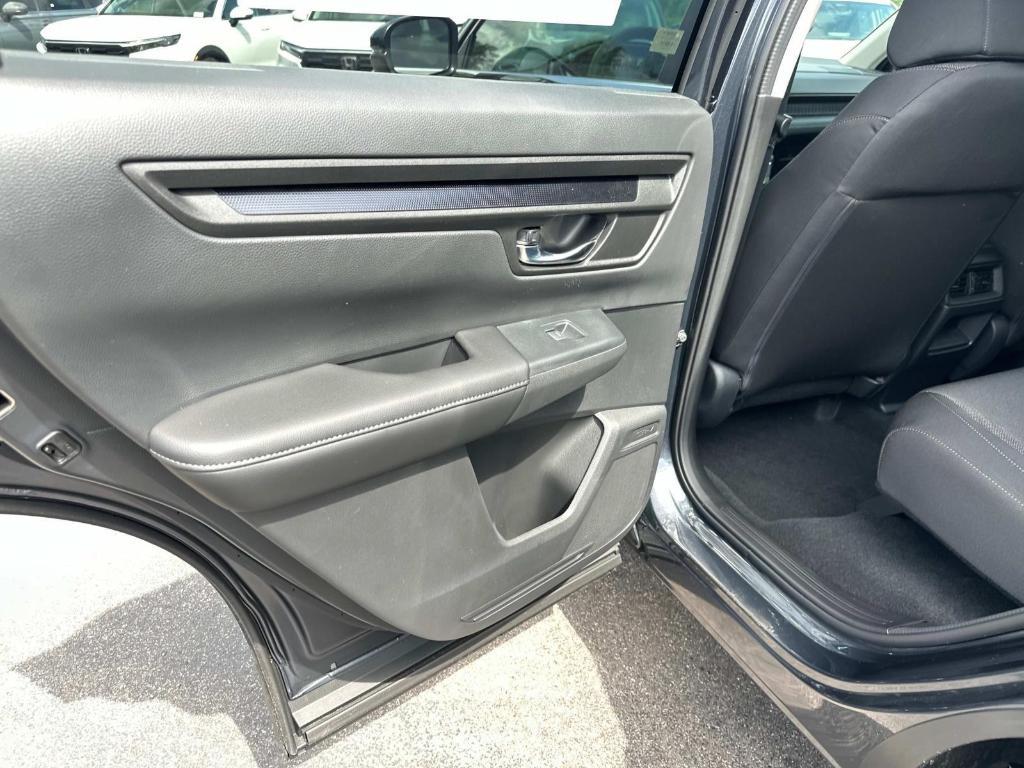 new 2025 Honda CR-V car, priced at $31,495