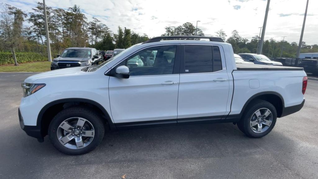 new 2025 Honda Ridgeline car, priced at $47,330