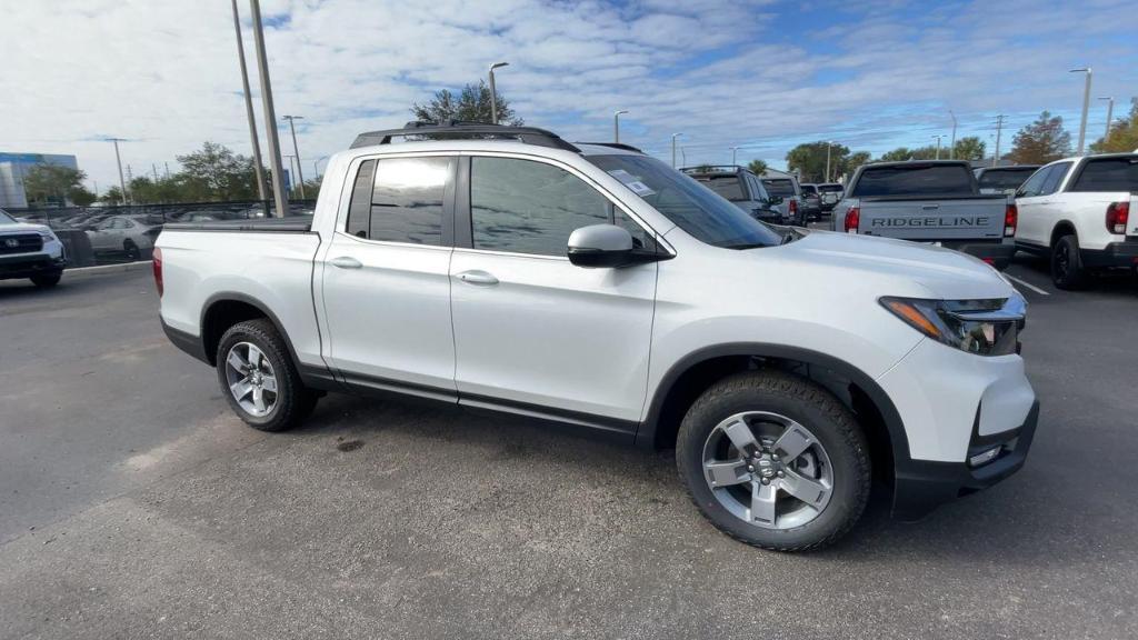 new 2025 Honda Ridgeline car, priced at $47,330