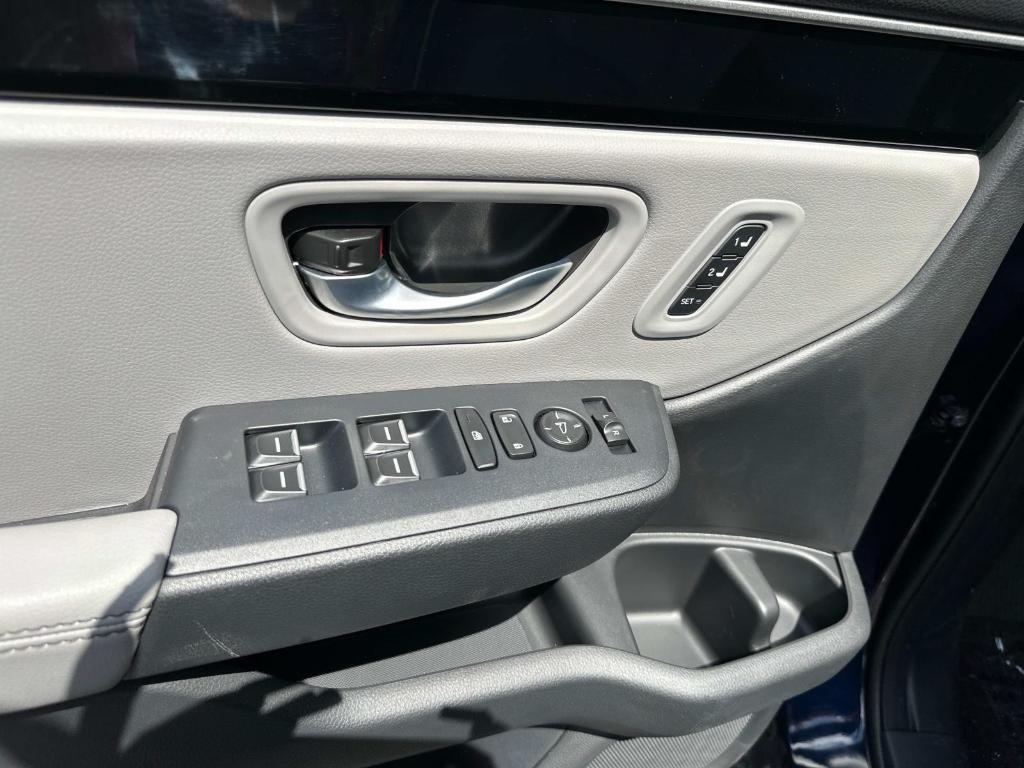 new 2025 Honda Pilot car, priced at $51,320
