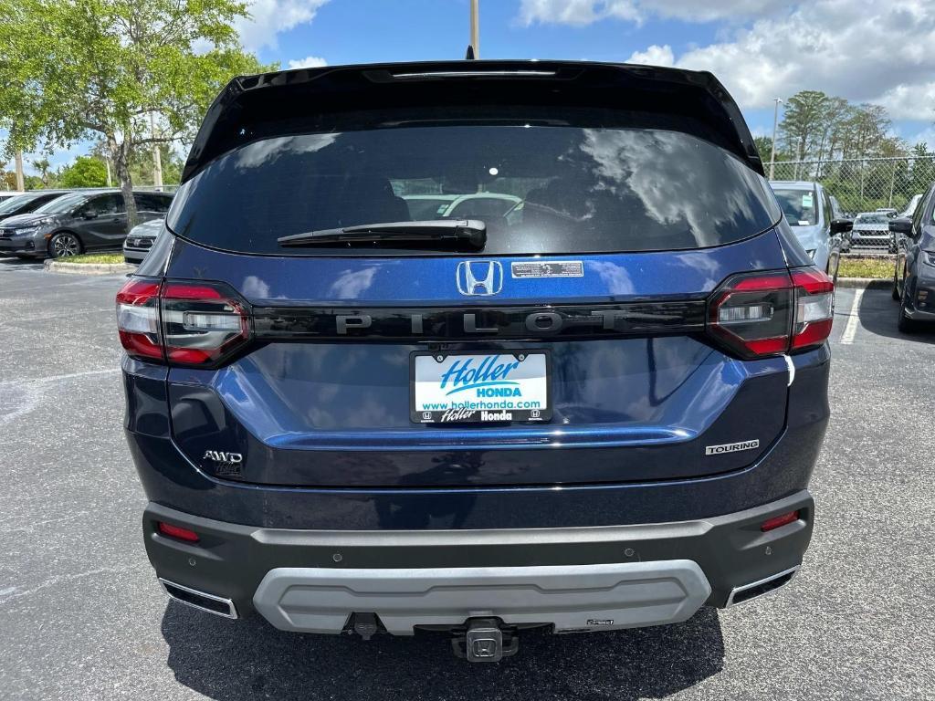 new 2025 Honda Pilot car, priced at $51,320