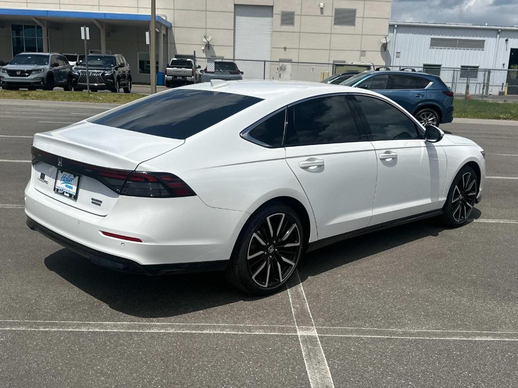 new 2025 Honda Accord Hybrid car, priced at $40,905