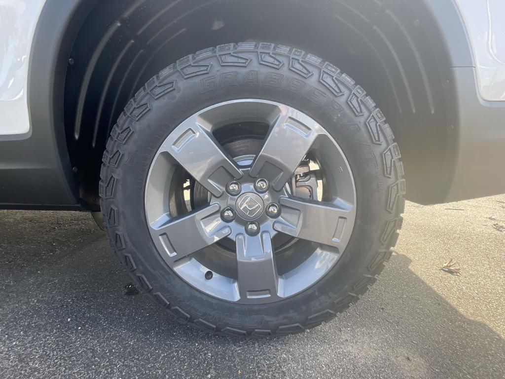 new 2024 Honda Ridgeline car, priced at $47,120