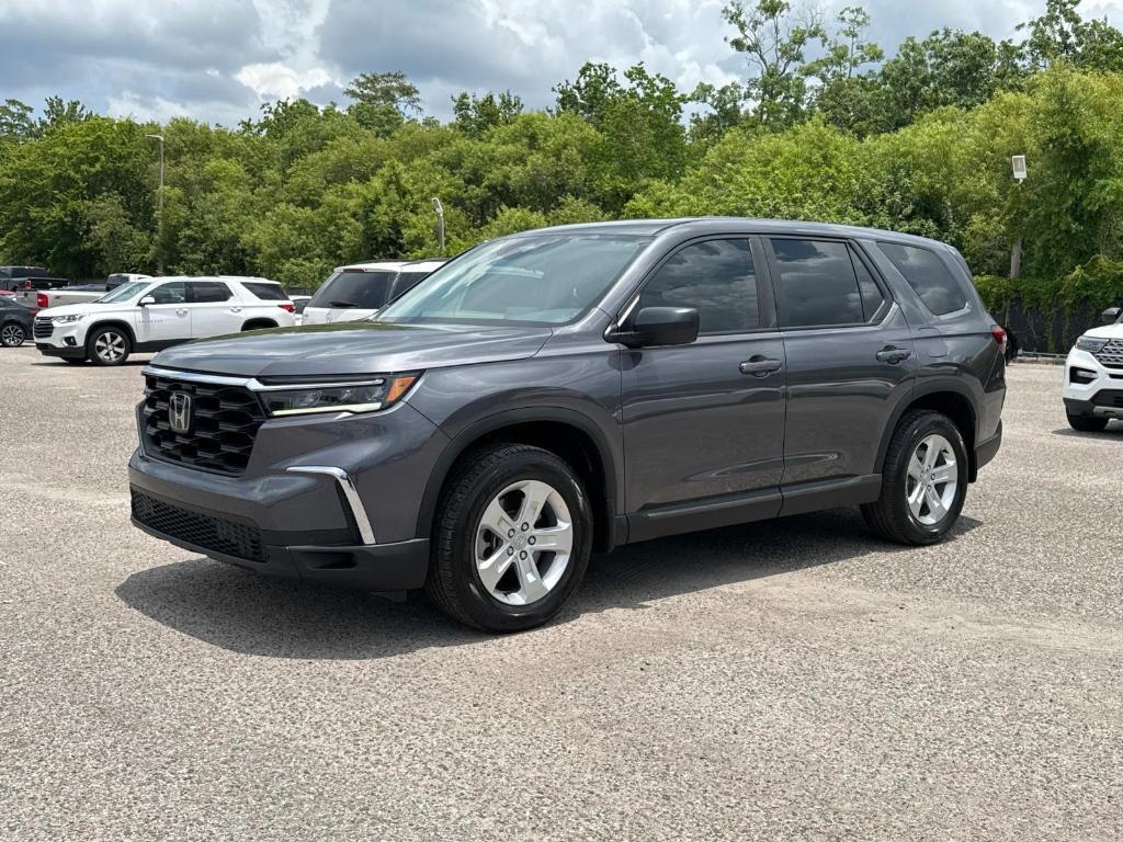 used 2023 Honda Pilot car, priced at $30,995