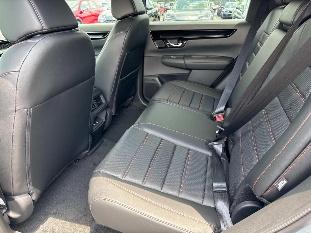 new 2025 Honda CR-V Hybrid car, priced at $41,000