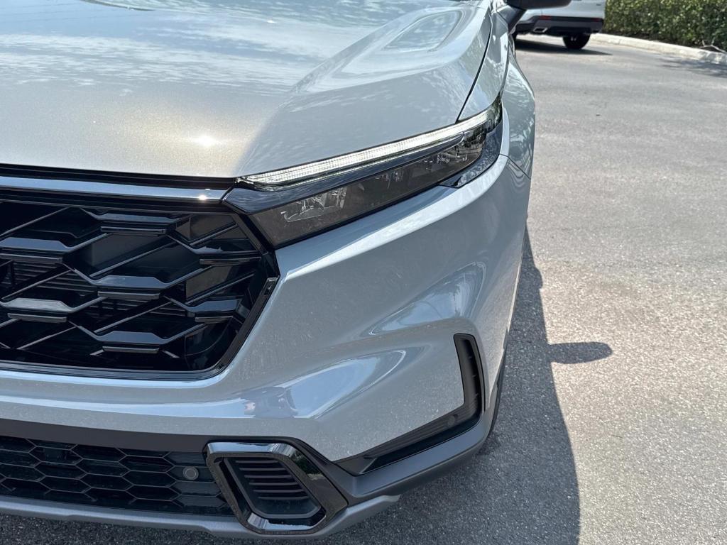 new 2025 Honda CR-V Hybrid car, priced at $41,000
