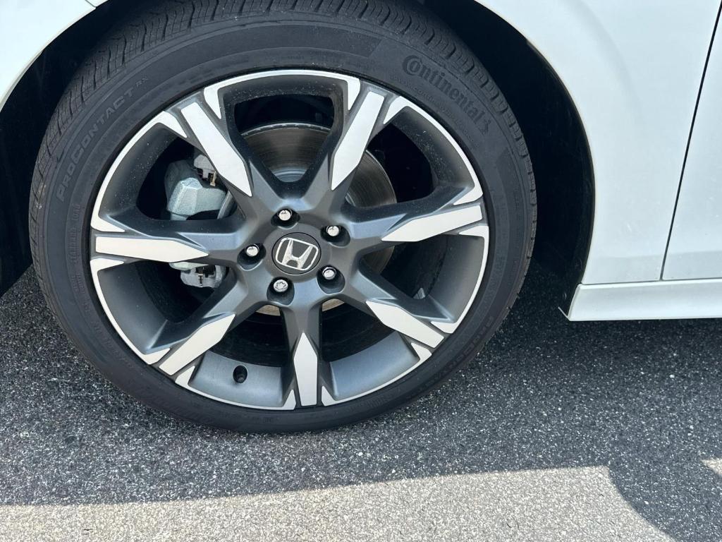 new 2025 Honda Civic Hybrid car, priced at $33,300