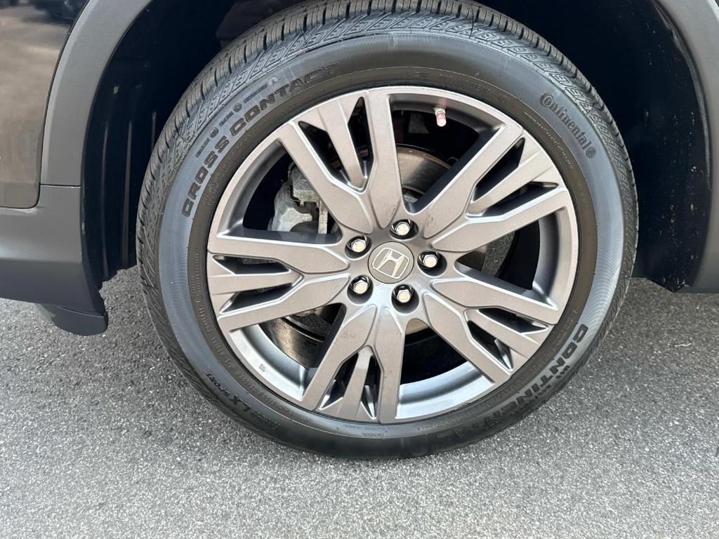 used 2022 Honda Pilot car, priced at $30,994