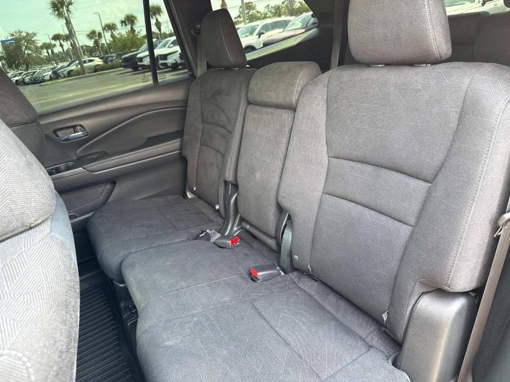 used 2022 Honda Pilot car, priced at $30,994