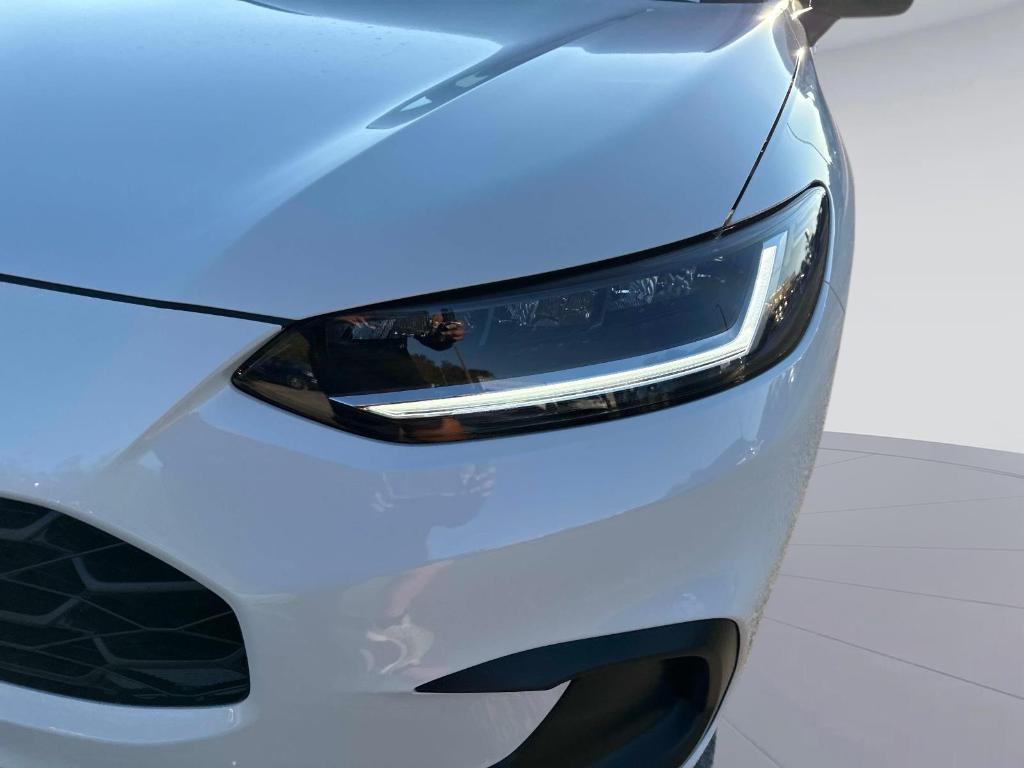 new 2026 Honda HR-V car, priced at $28,105