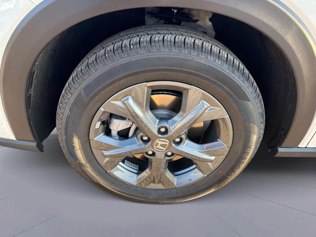 new 2026 Honda HR-V car, priced at $28,105