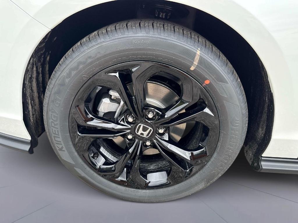 new 2025 Honda Accord car, priced at $32,210
