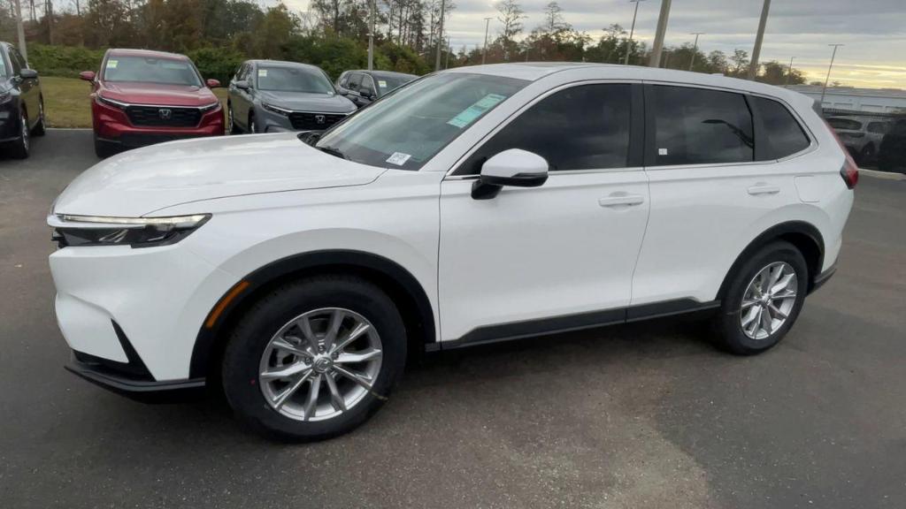 new 2025 Honda CR-V car, priced at $34,155