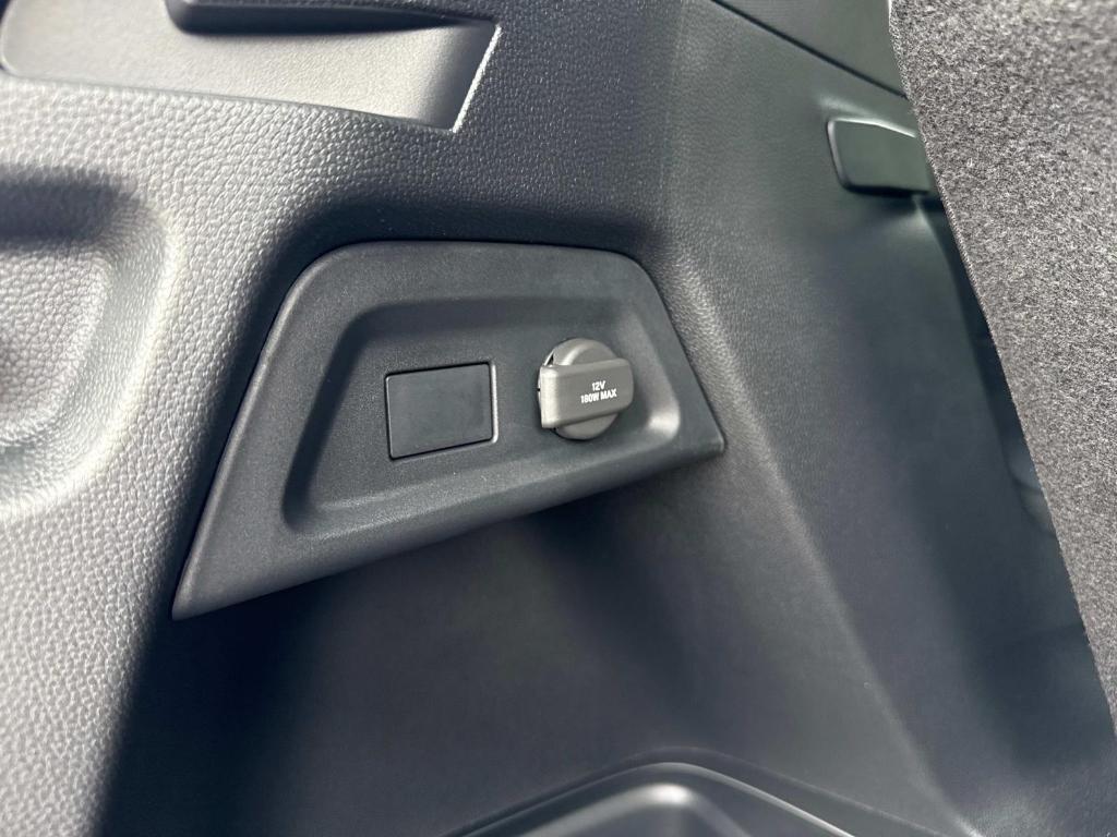 new 2025 Honda Pilot car, priced at $51,305