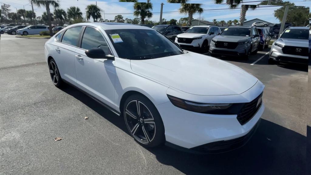 new 2025 Honda Accord Hybrid car, priced at $35,205