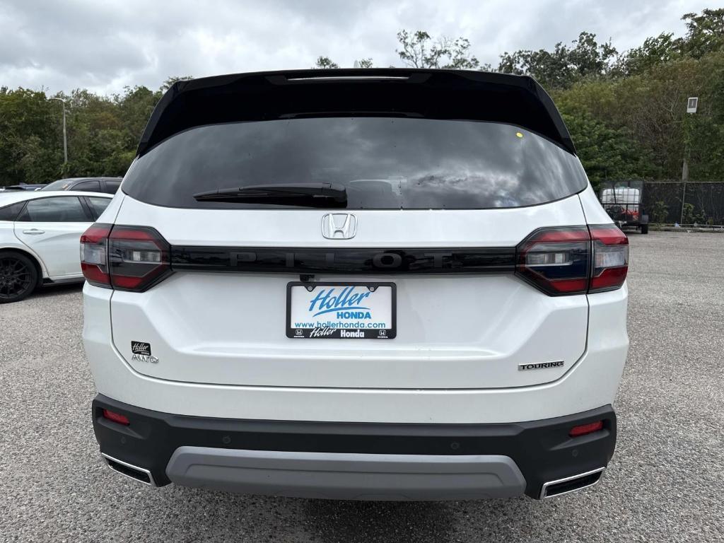 new 2025 Honda Pilot car, priced at $51,550