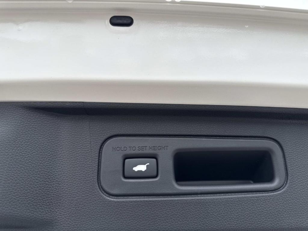 new 2025 Honda Pilot car, priced at $51,550